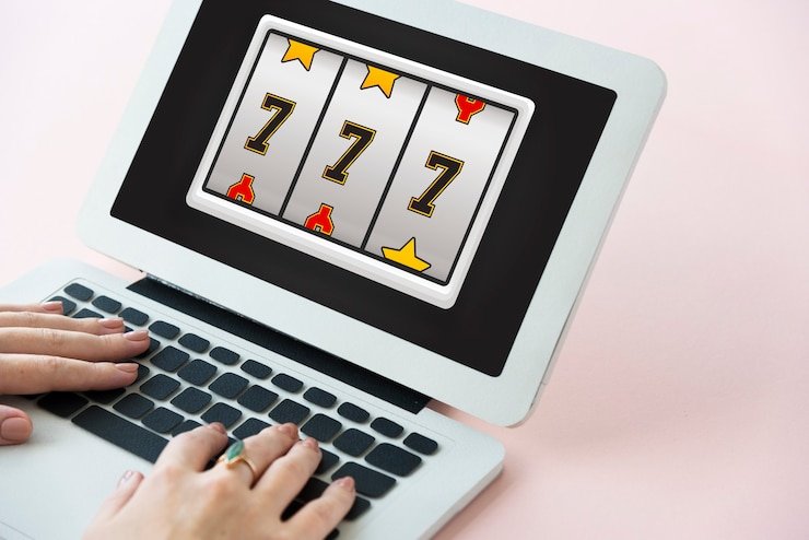 Platform hiburan sports dan casino yang mudah diakses melalui smartphone di Indonesia
